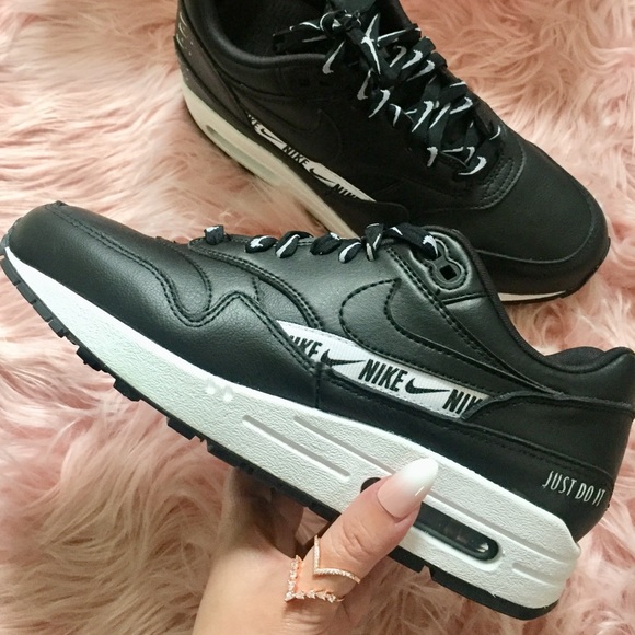 Nike Shoes - New Nike Women’s Air Max 1 Special Edition